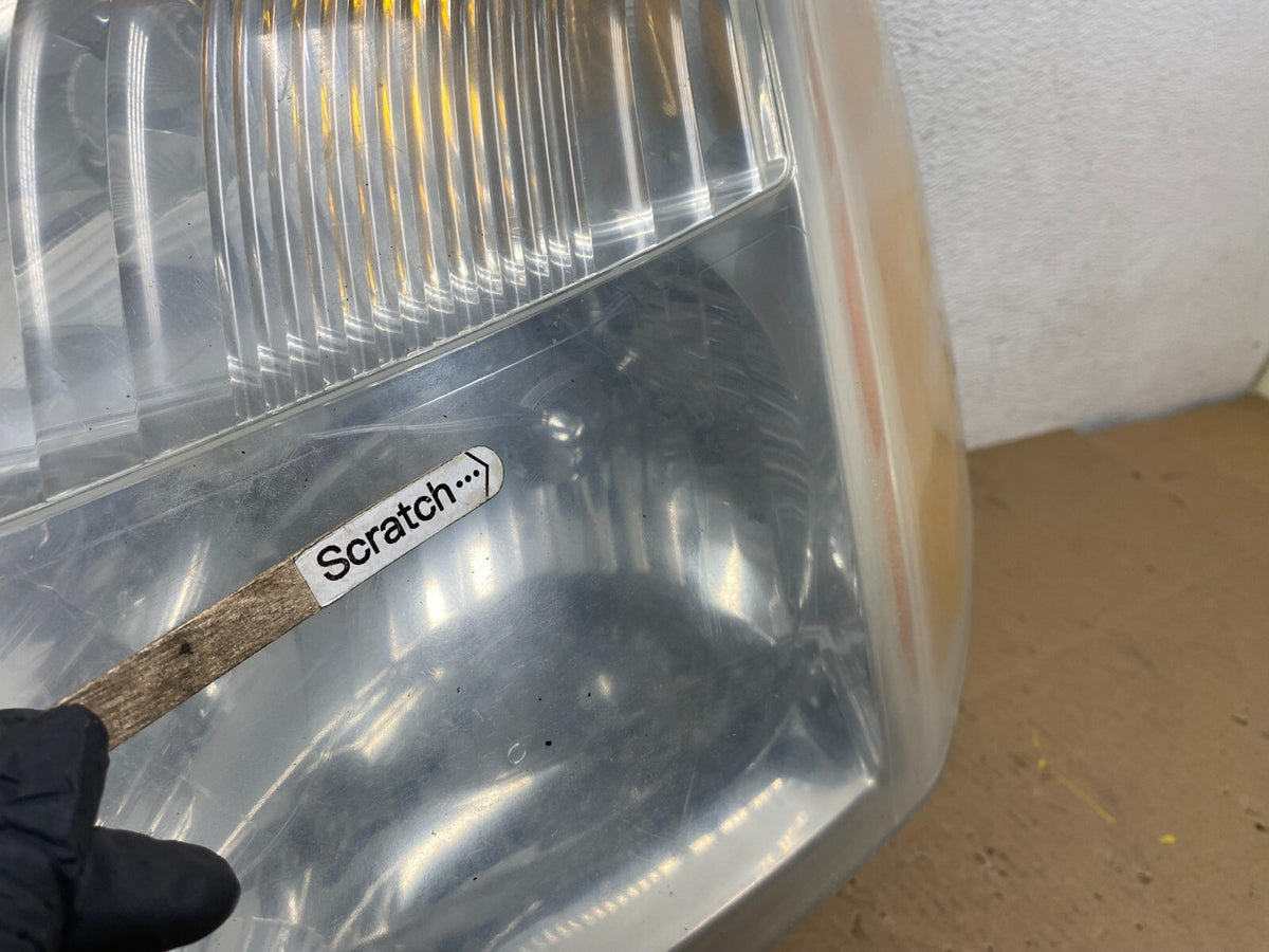2004 to 2007 Nissan Armada Left Driver Lh Side Headlight Halogen M4920 DW3