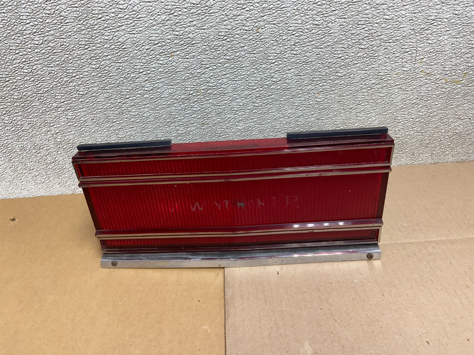 1978 to 1979 Chrysler New Yorker Rear Tail Gate Reflection Z3809 PS0