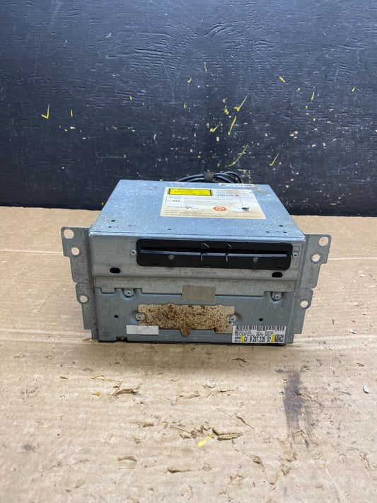 2010-2013  BMW F10 535i 550i Am Fm Cd Player Radio Receiver OEM W9751 DG0
