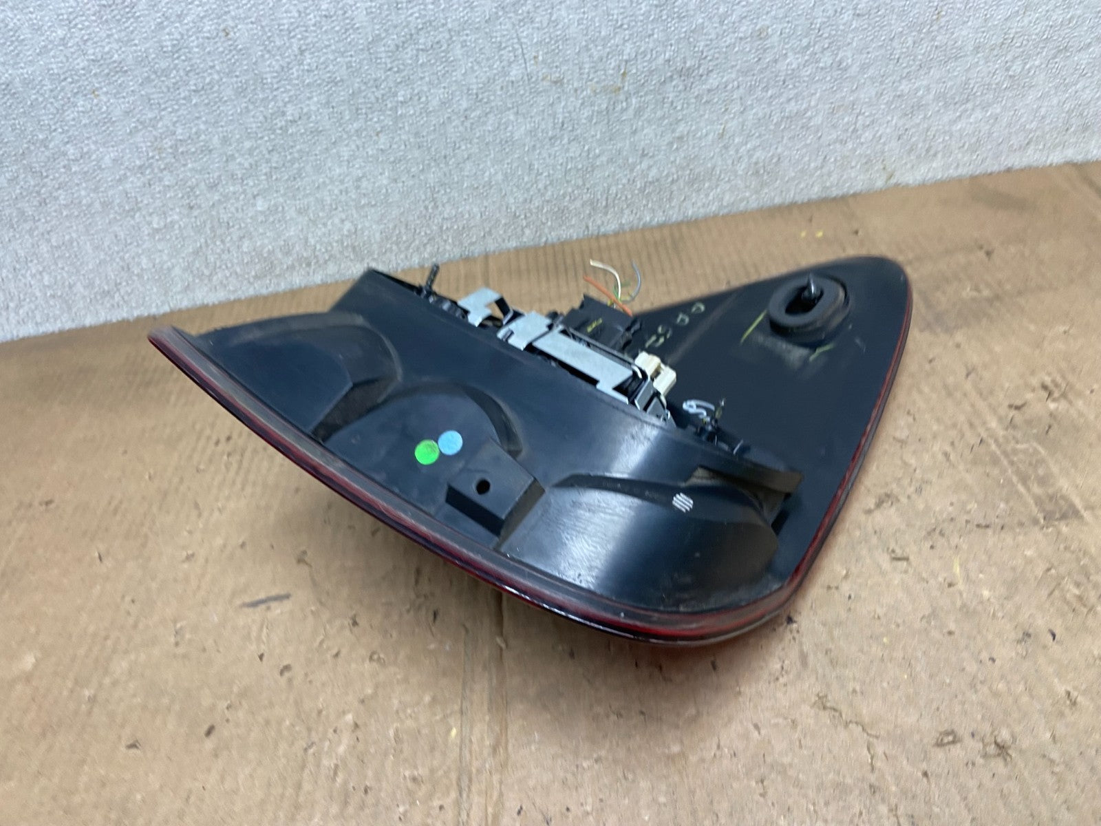2009 to 2011 Mercedes ML350 ML-Class Right Passenger RH Tail Light AA6747 LK4