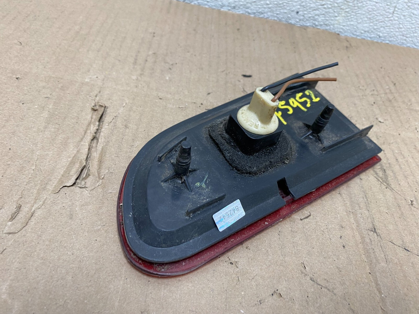 1987 1988 Mercury Cougar Right Passenger Tail Light Corner Reflector F59524
