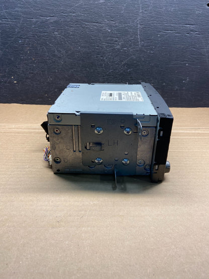 2009 to 2013 Subaru Forester Radio CD Player AUX AM/FM AE4562 DG2