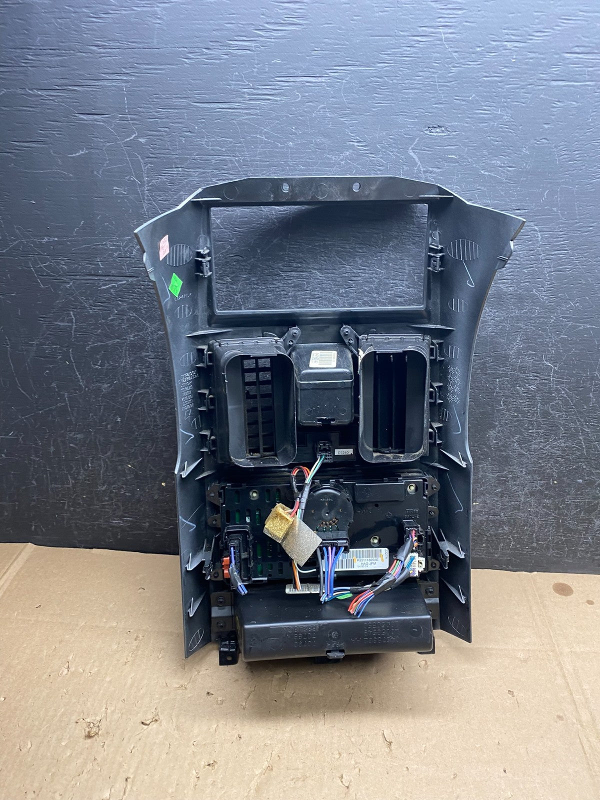 2008-2010 Dodge Grand Caravan A/C Climate Control Unit Bezel Trim AJ1348 DG6