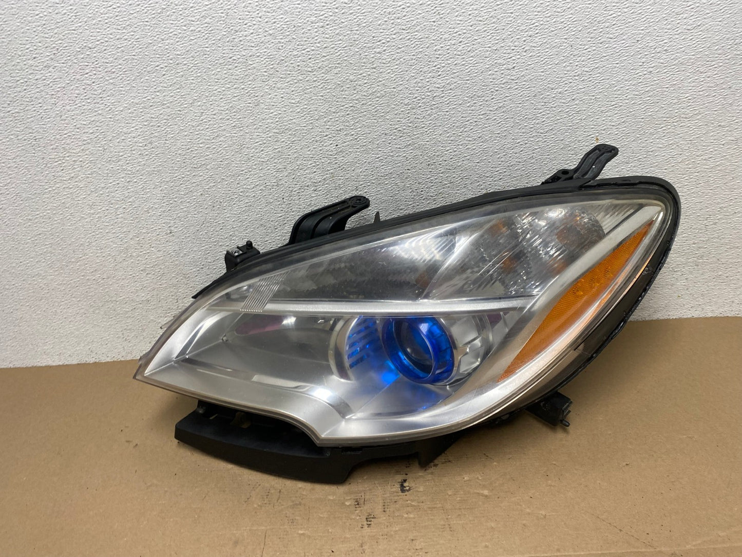 2013 - 2016 Buick Encore Left Driver LH Side Halogen Headlight AF4421 LK0
