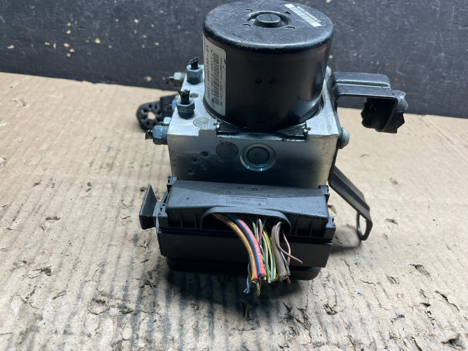 2012-2018 BMW F30 F32 320I 328I ABS Anti Lock Brake Pump 6860731 v0771 DG1