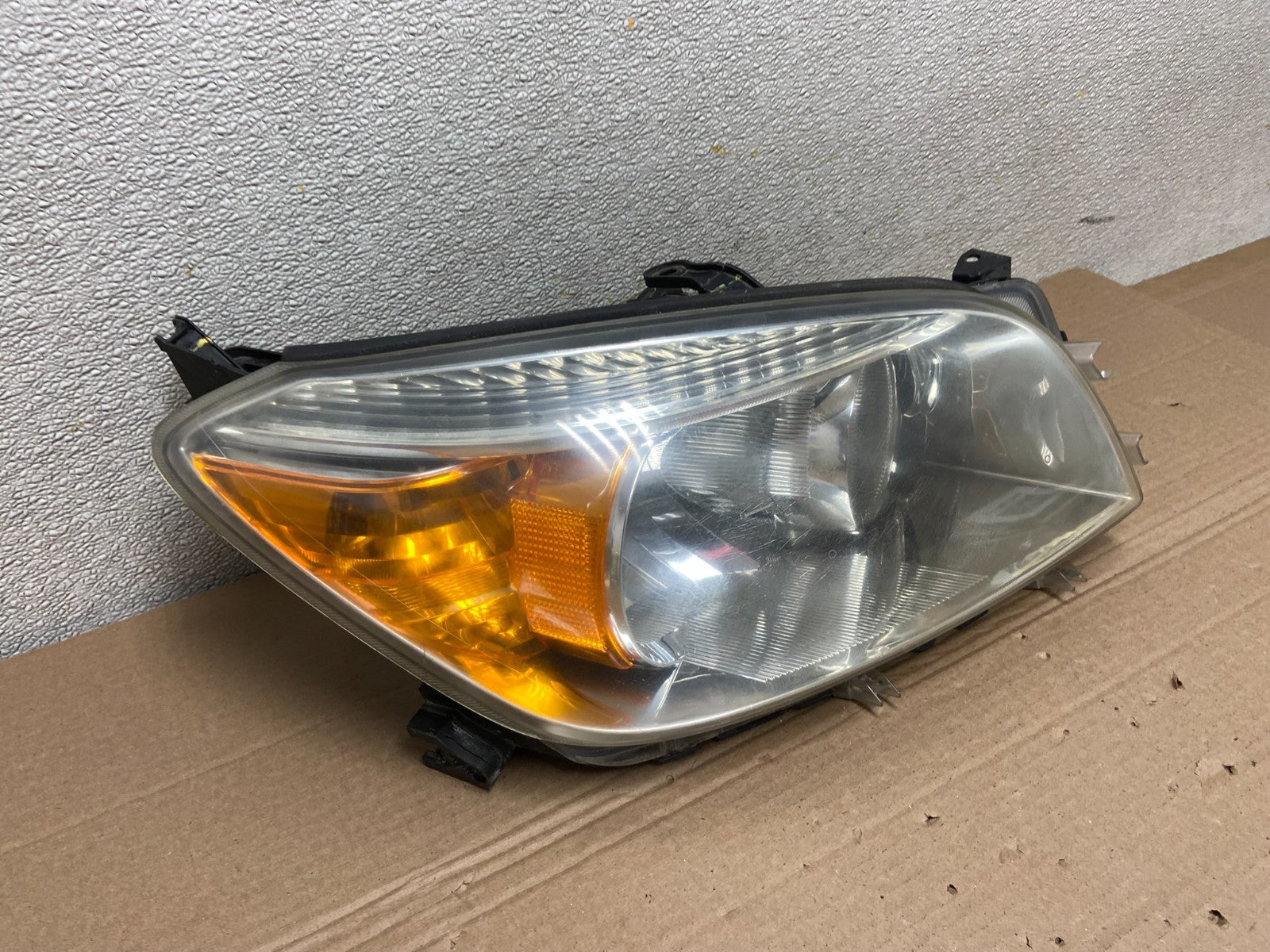 2006 2007 2008 Toyota Rav4 Right Passenger Rh Side Halogen Headlight OEM AB10062