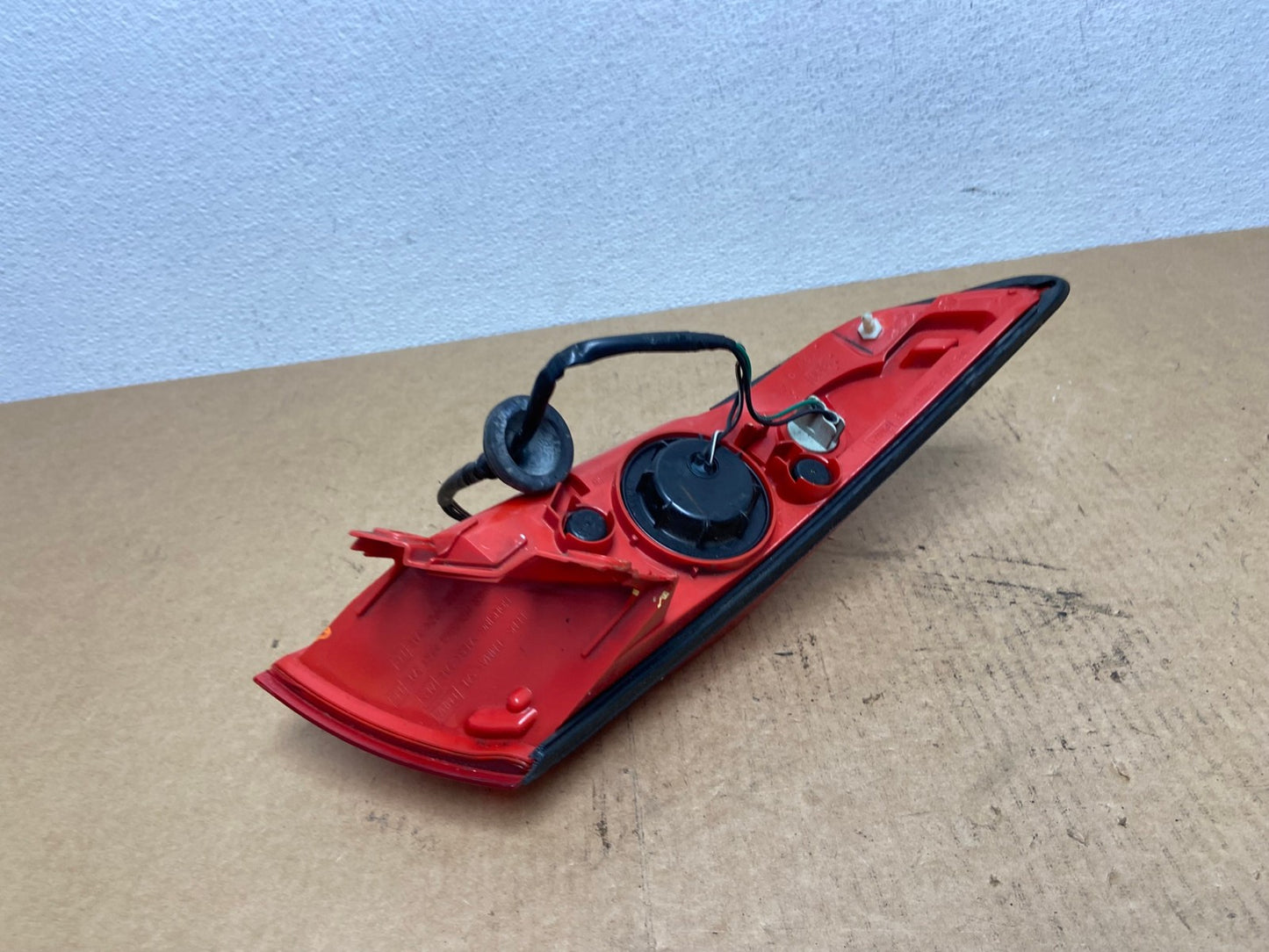 2003 to 2008 Infiniti FX35 FX45 Right Passenger RH Side Tail Light OEM AC1835 LK5
