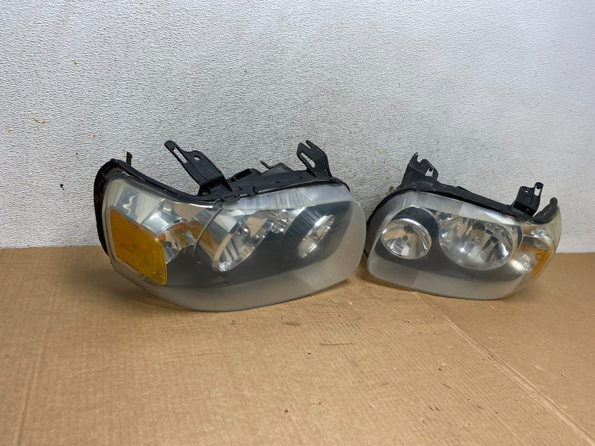 2005 - 2007 Ford Escape Headlights Left+Right Halogen AI3823 DW2