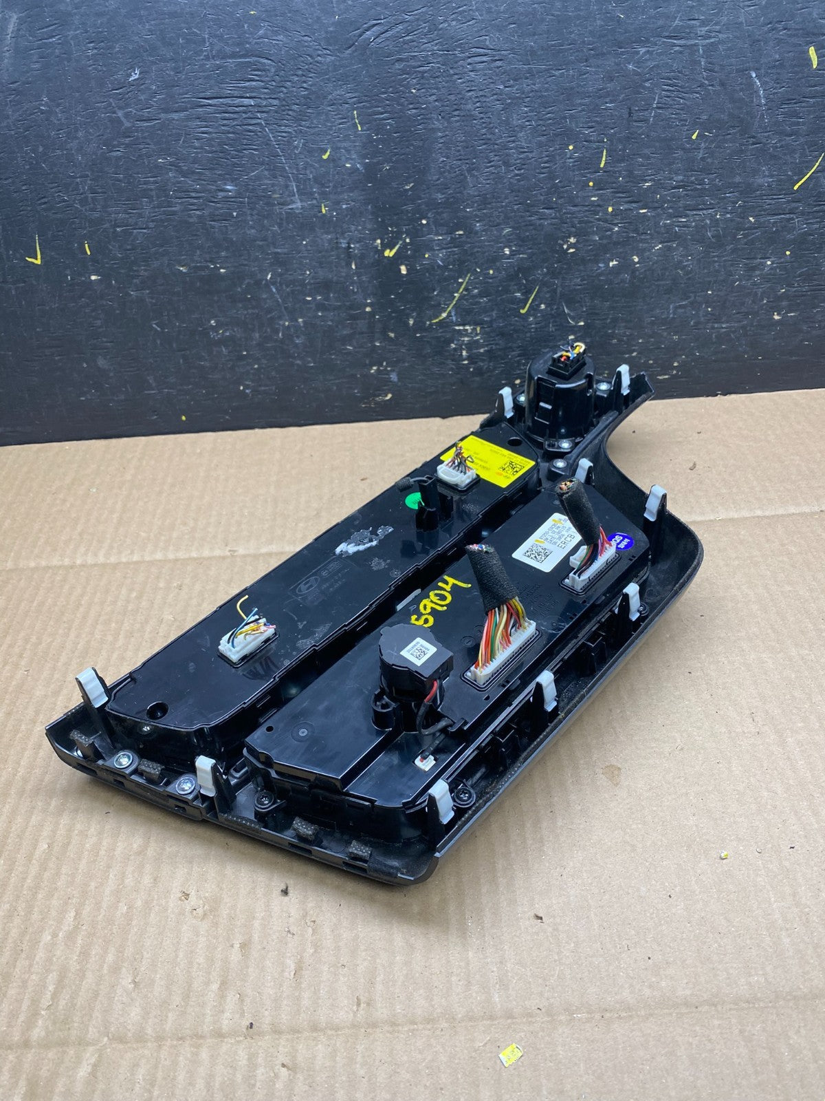2018 2019 Hyundai Sonata Center Radio Climate Control Bezel U5904 DG6