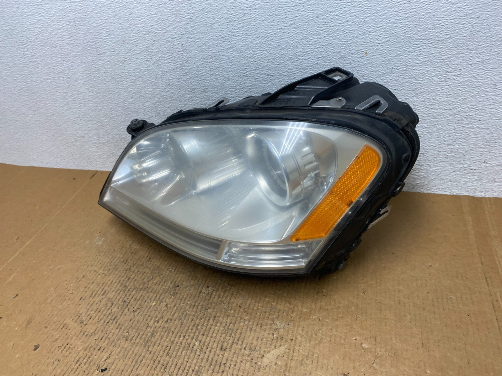 XENON 2006-2009 Mercedes-Benz ML-Class Headlight Left Driver LH AE1435 DW1