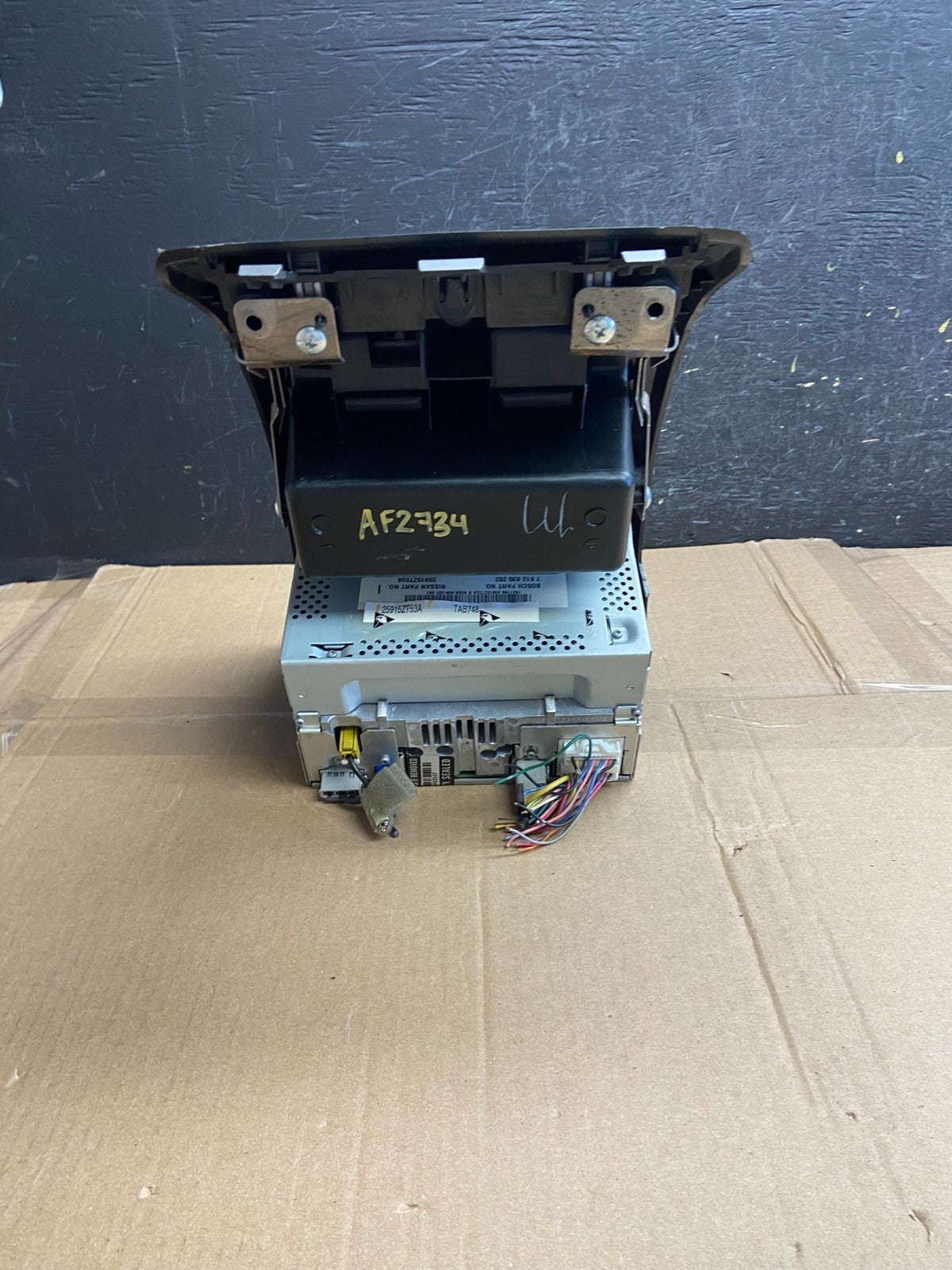 2010 2011 2012 Nissan Sentra Radio CD Player AM/FM Bezel Trim AF2734 DG3