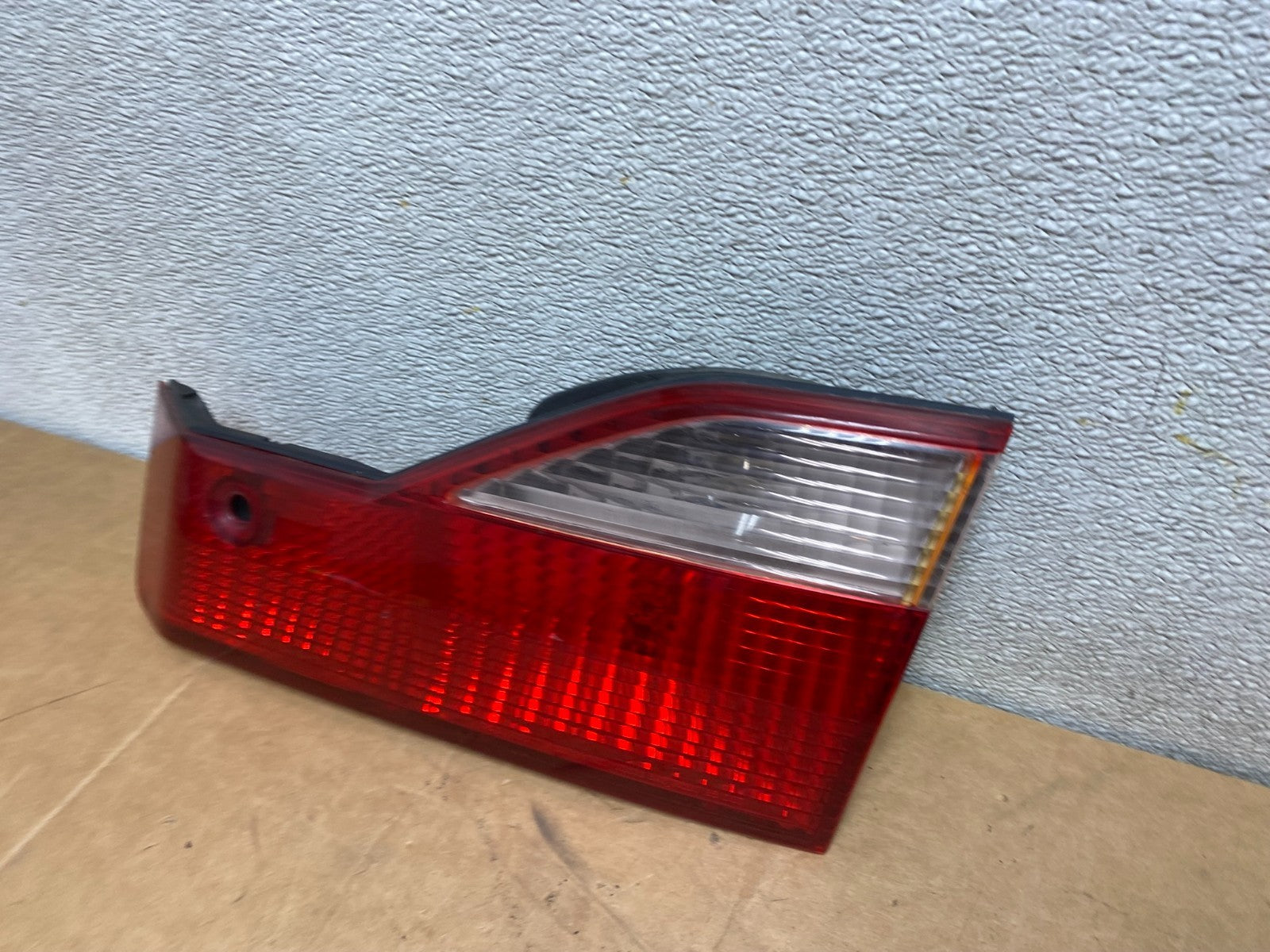 1998 to 2000 Honda Accord Right Passenger Side Inner Tail Light OEM X4790 DW1