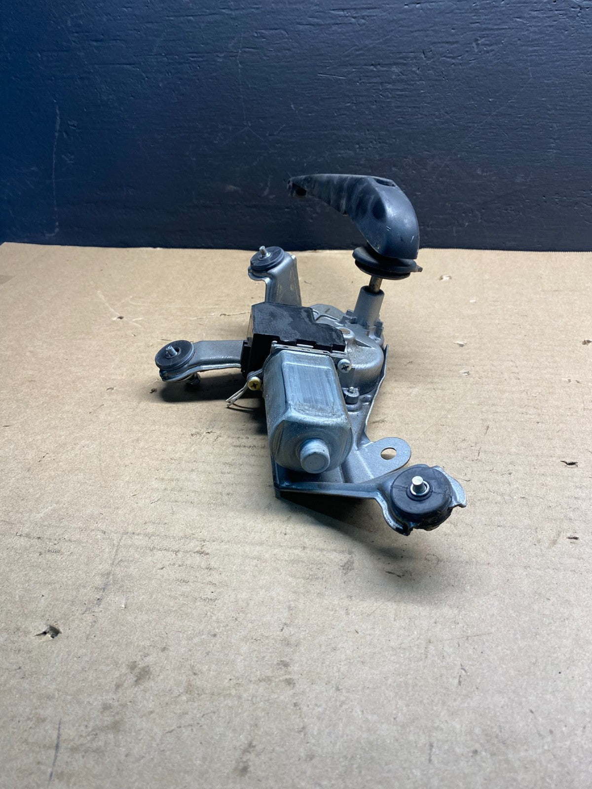 2006 to 2011 Toyota Rav4 Rear Wiper Windshield Motor OEM ab7187 DG4