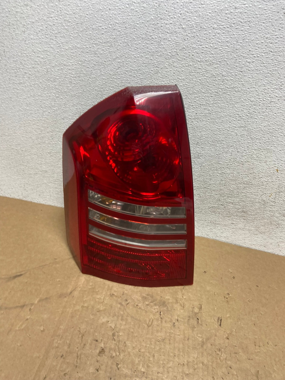 2005 2006 2007 Chrysler 300 Left Driver LH Side Tail Light AG1130 LK0