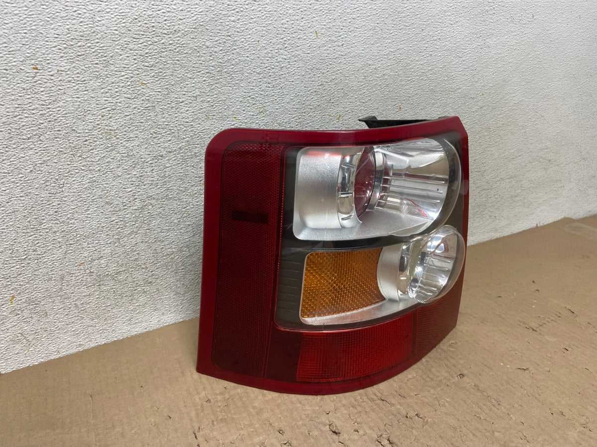 2006 - 2009 Land Rover Range Rover Sport Left Driver LH Tail Light AH5976 LK1