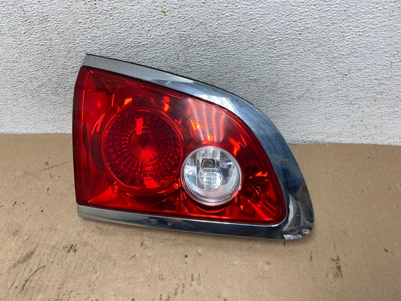 2008 - 2012 Buick Enclave Left Driver Lh Inner Tail Light AF3271 LK1