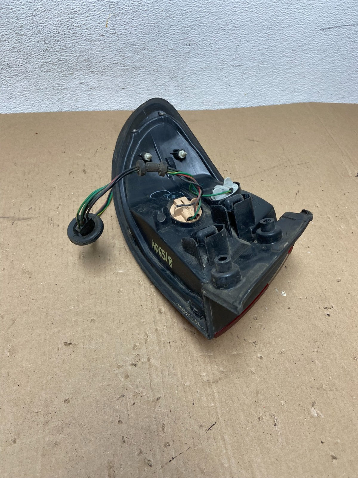 1999 to 2000 Mazda Millenia Right Passenger Side Tail Light AD6518 DG4