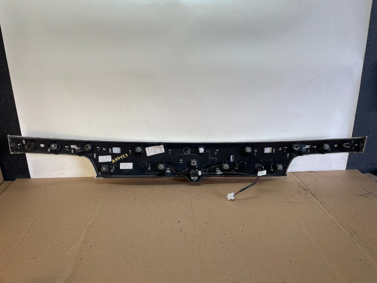 2014-2016 Jeep Grand Cherokee Tailgate Lift Gate Rear Hatch w/Camera AH6423 DG6