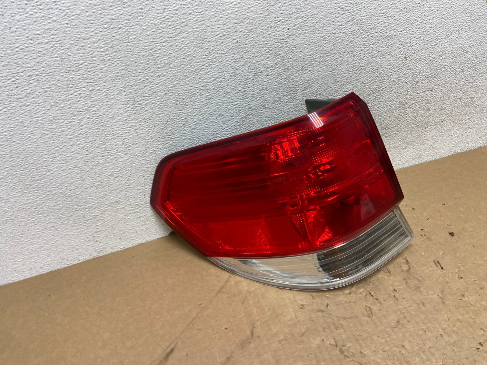 2008 2009 2010 Honda Odyssey Left Driver LH Side Tail Light AG1133 LK2