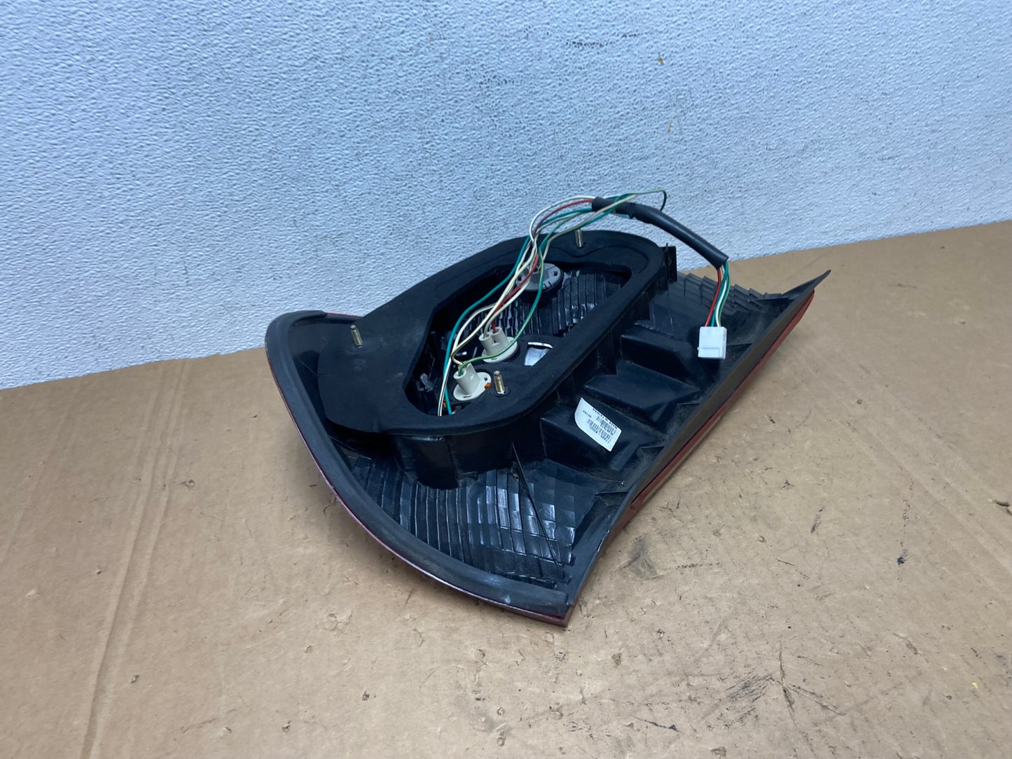 2002 2003 2004 Toyota Camry Left Driver LH Side Tail Light AD3184 LK4