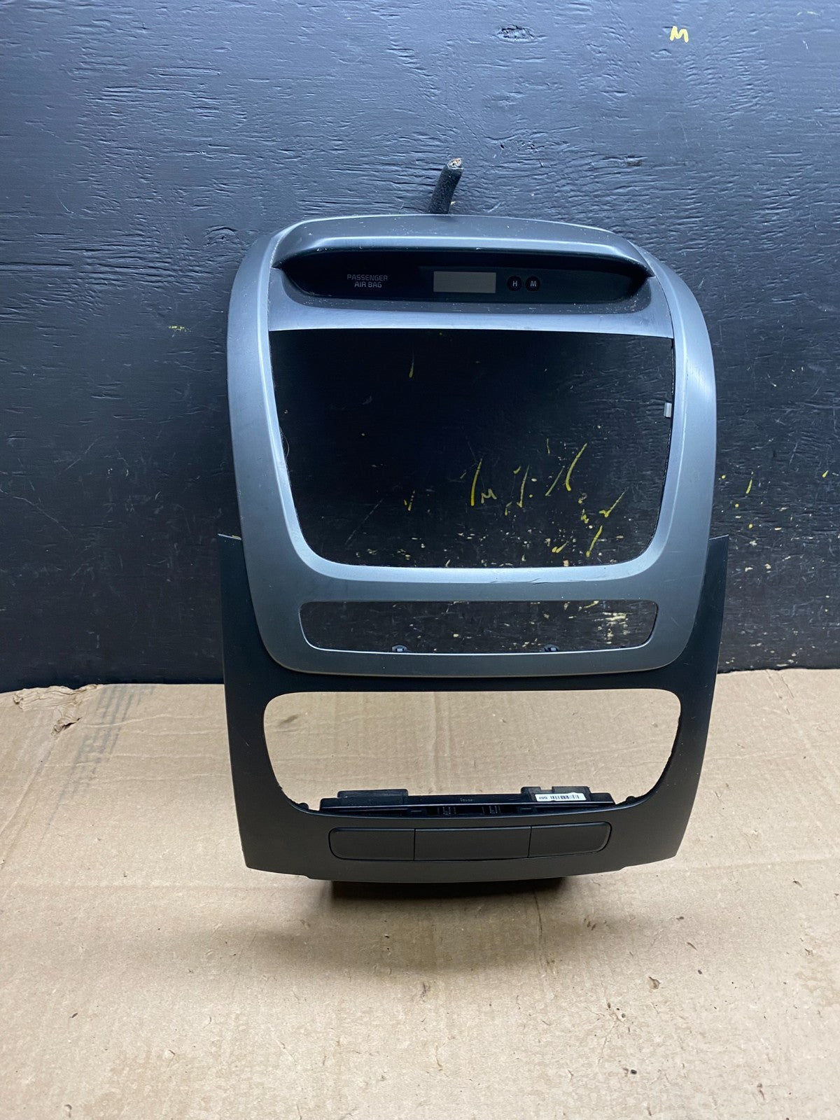 2014 2015 Kia Sorento Center Radio Climate Control Clock Trim Heat Seat Z0149 DG0