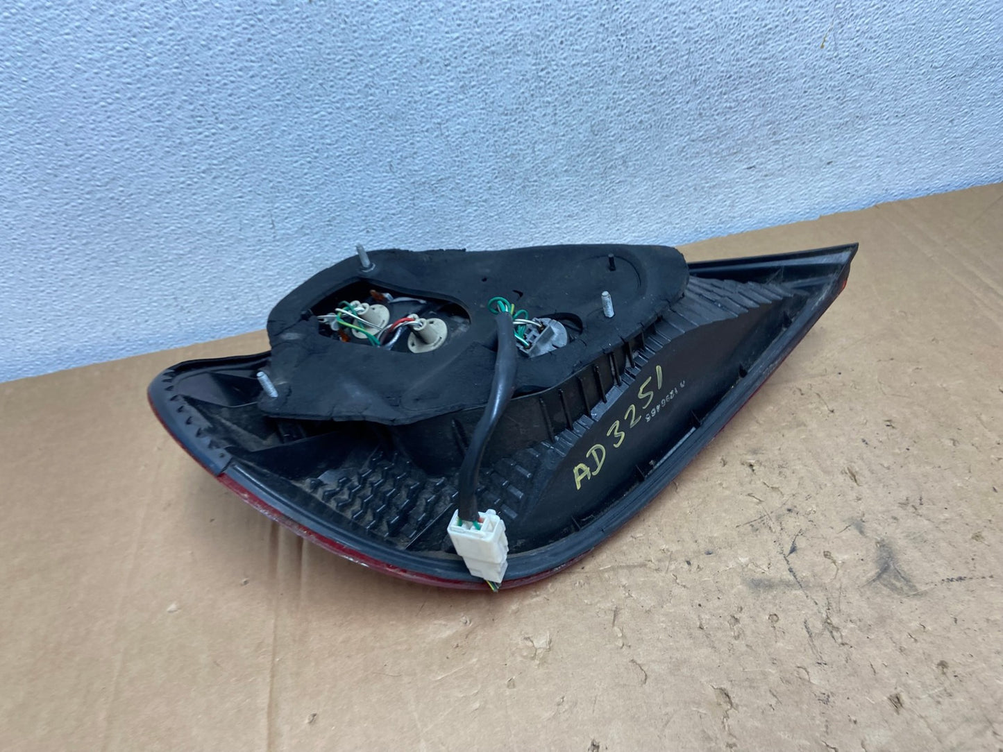 2002 2003 2004 Toyota Camry Tail Light Right Passenger Rh Side AD3251 LK5