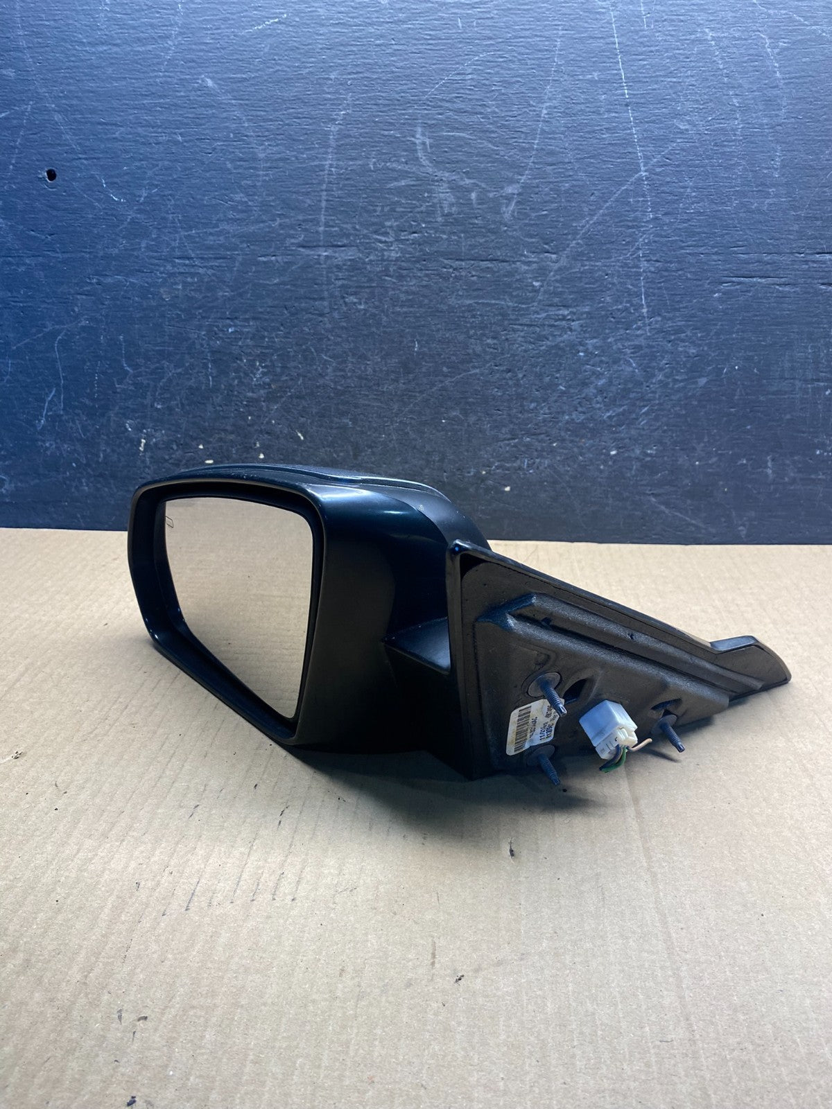 2008 to 2009 Chrysler Sebring Convertible Left Side View Heated Mirror AG3905 DW10