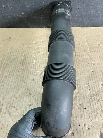 2008 - 2010 Porsche Cayenne 3.2 Right Air Intake Hose OEM M8960 DG3