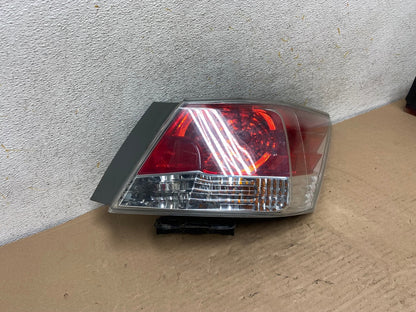 2008 to 2012 Honda Accord Sedan Tail light Right Passenger RH Side AH9467 LK2