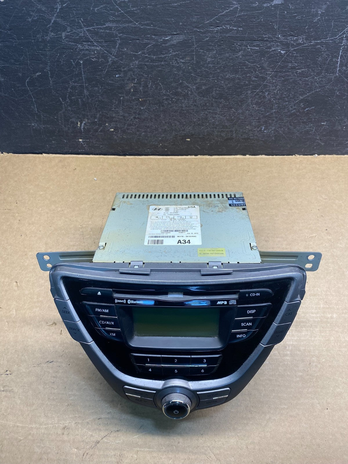 2011-2013 Hyundai Elantra Center Radio Climate Control Air Vent Bezel AD9890 DG3