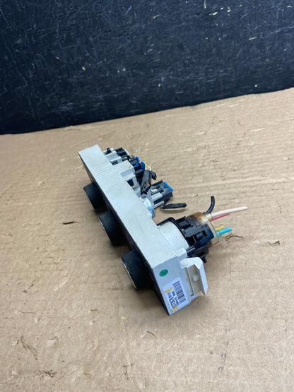 2008-2010 Chevrolet Express 1500 2500 3500 Climate Control Panel AF2579 DG2