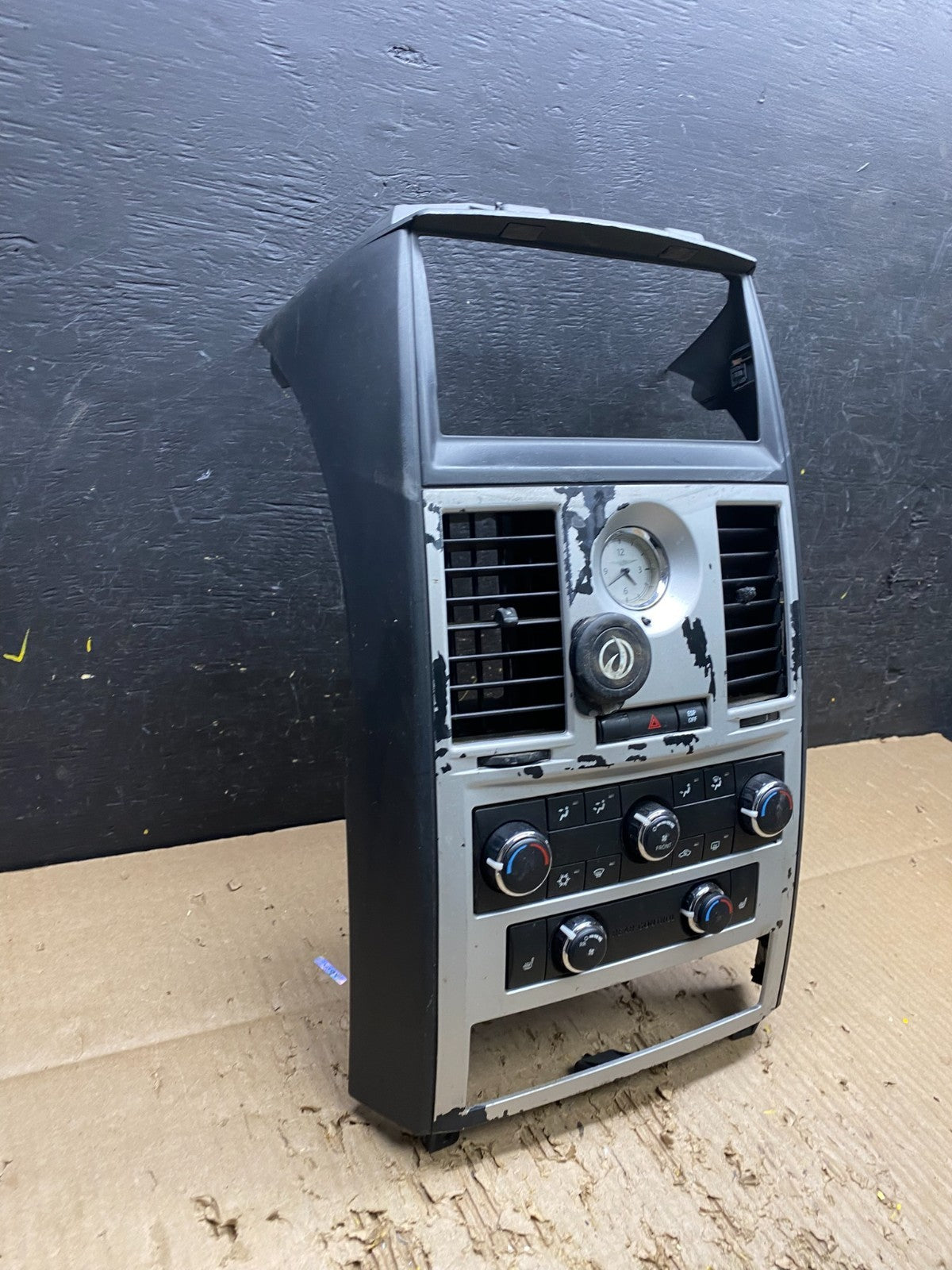 2008 - 2010 Dodge Grand Caravan Radio Bezel Climate Control Heat Heater V7445 DG1