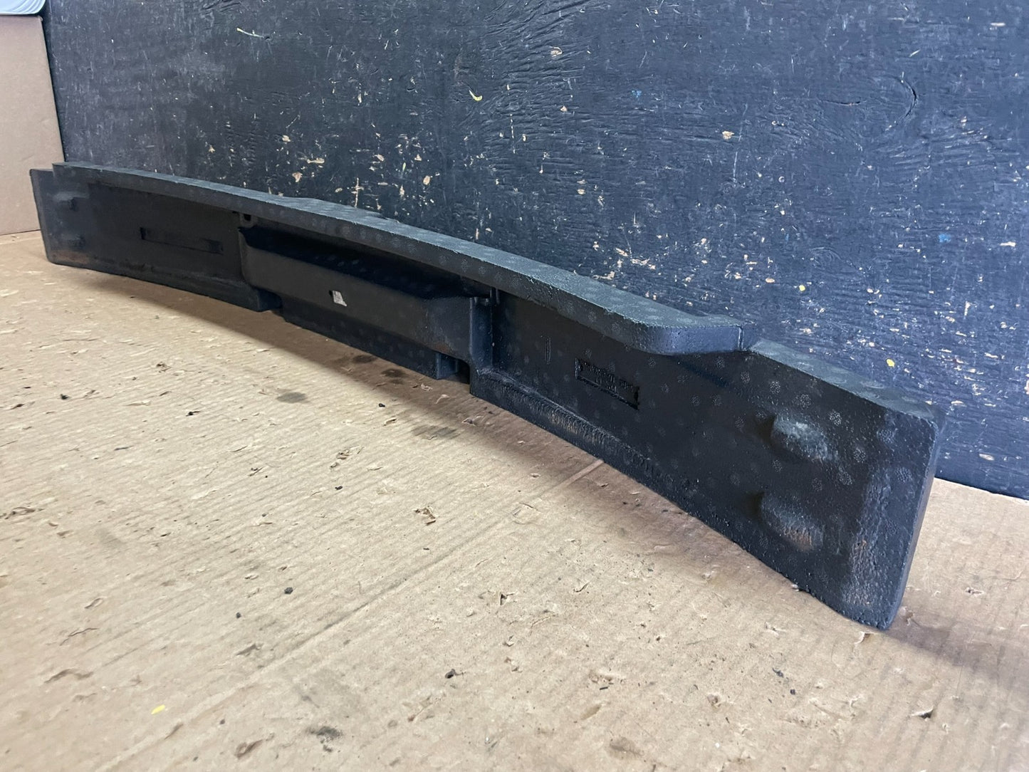 2011 to 2015 Lincoln MKX Front Bumper Impact Absorber Y9793 DG4