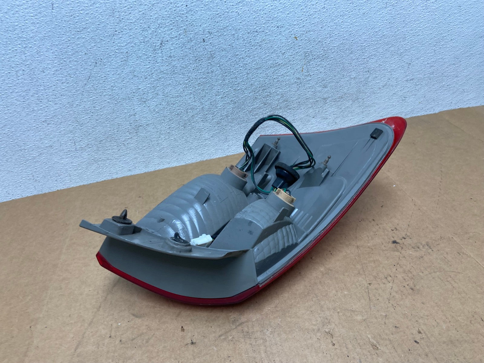 2008 to 2015 Nissan Rogue Right Passenger Rh Side Tail Light AE3143 LK4