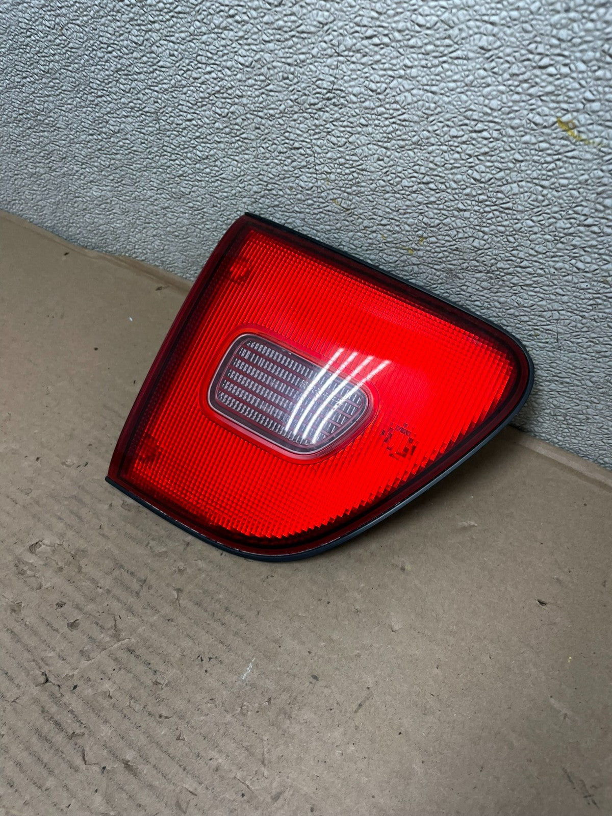 1998 to 2002 Suzuki Esteem Station Wagon Left Side Tail Light Inner AA99961