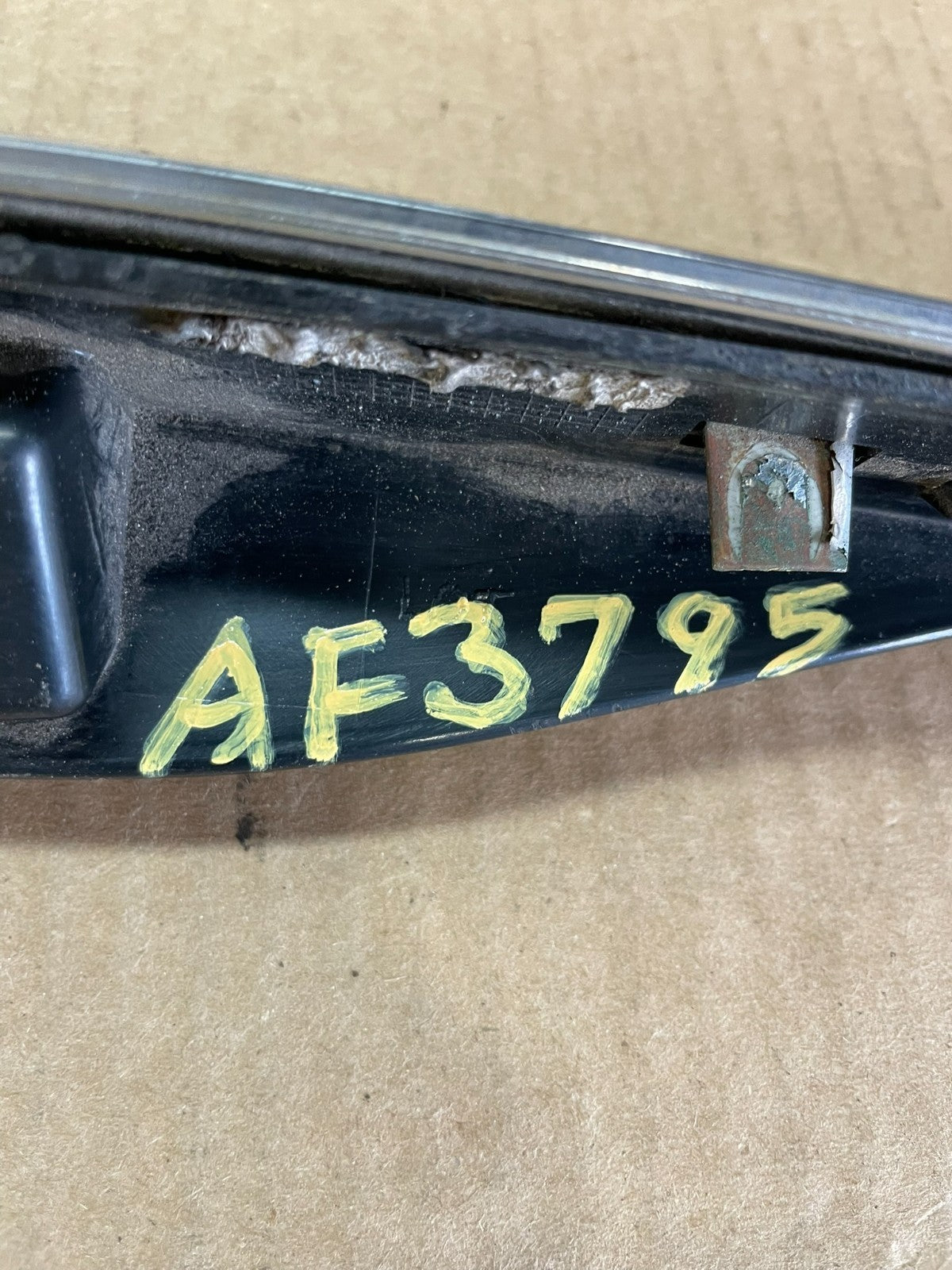 2011 to 2014 Ford Explorer Rear Tailgate Gate Trim Molding With Camera AF3795 DG5