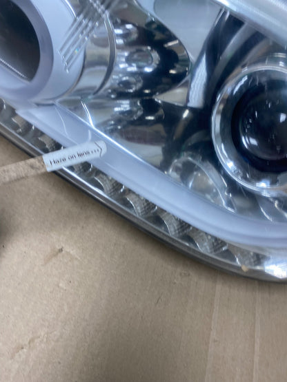 2009 to 2017 Dodge Journey Left+Right Set LED Headlights ae9579 DG6