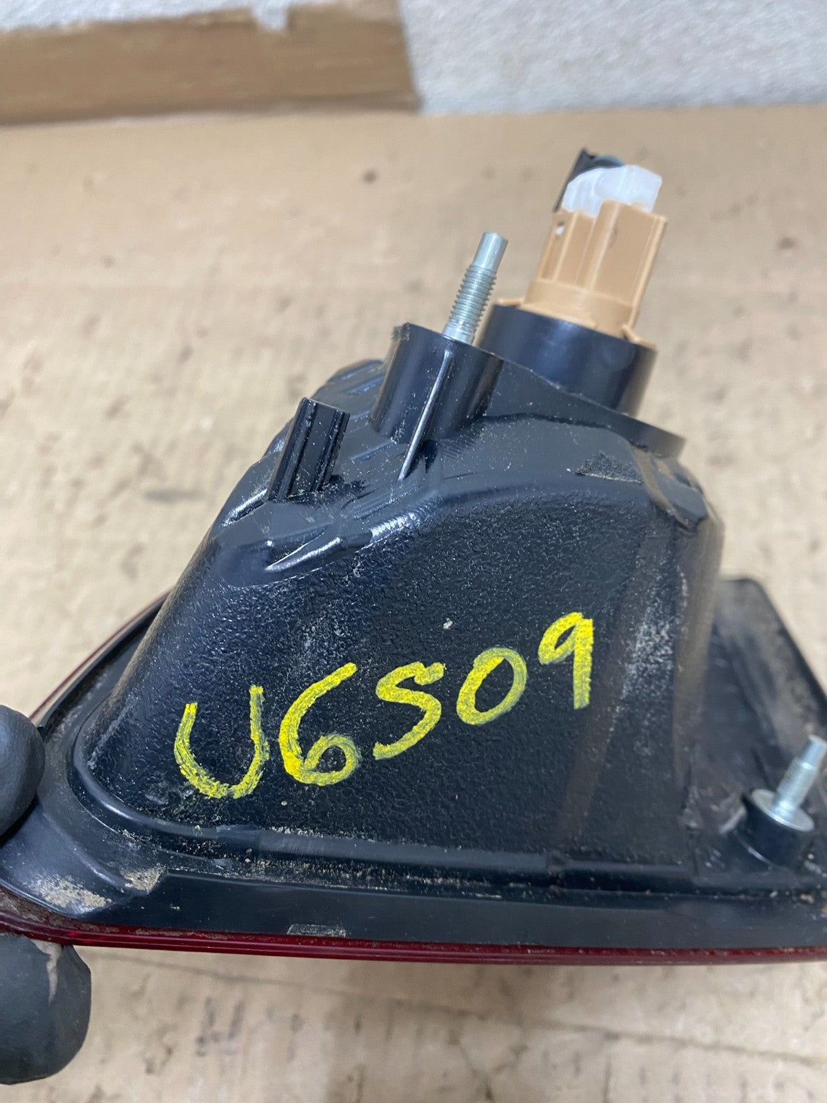 2010-2014 Subaru Legacy Left Driver Lh Side Tail Light Inner U6509 DW5