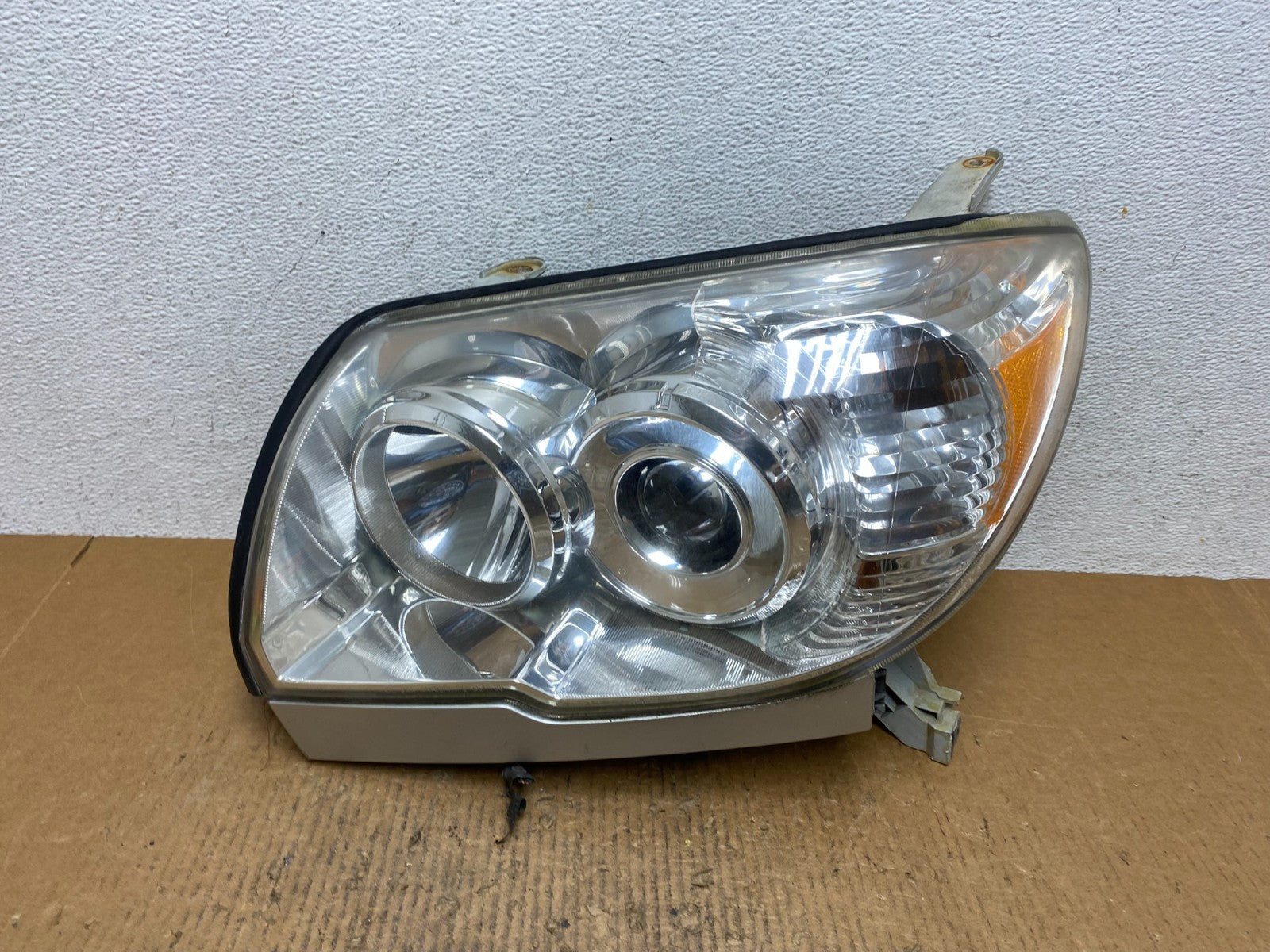 2006-2009 Toyota 4Runner Halogen Left Driver LH Projector Headlight AE1632 DG0