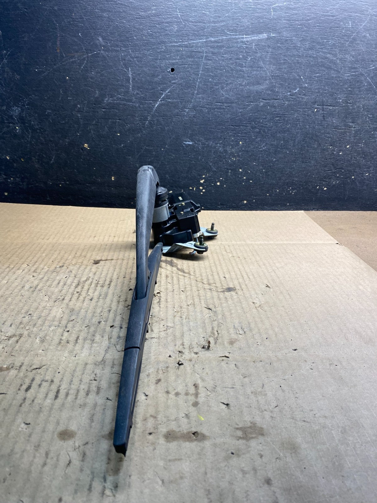 2003-2008 Infiniti FX35 Rear Liftgate Back Window Wiper Motor OEM Z4750 DG1