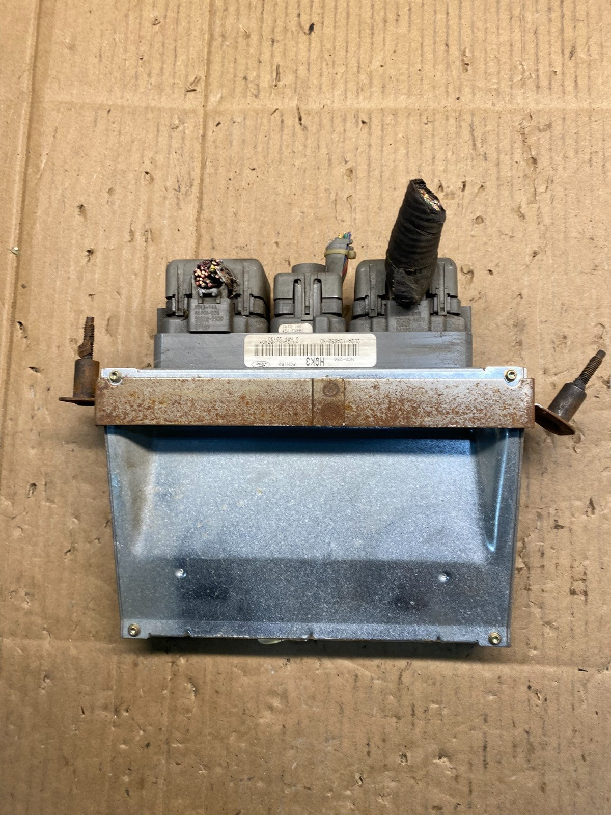 2003 Ford Explorer 4.6L  Engine Control ECU Computer Module s2238 DG0