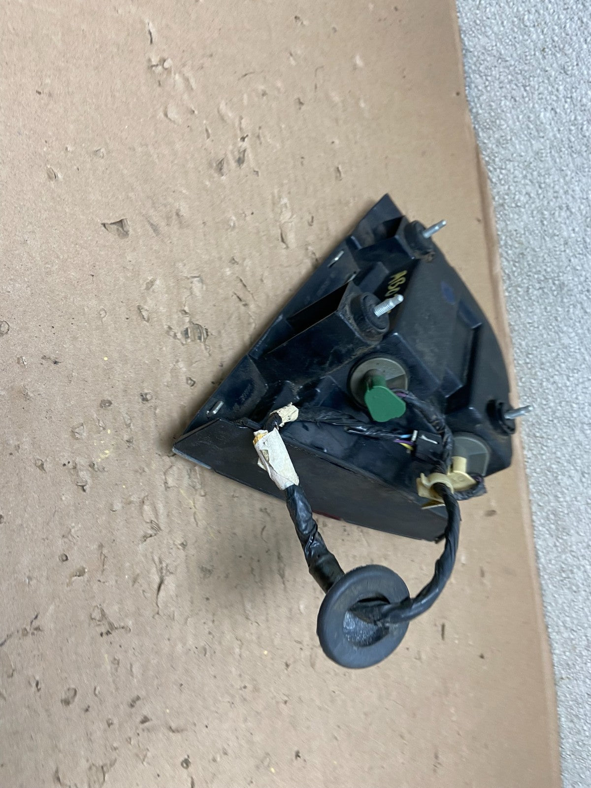 1997-1998 Buick Park Avenue Ave Right Passenger Rh Side Tail Light OEM AB0290 LK4