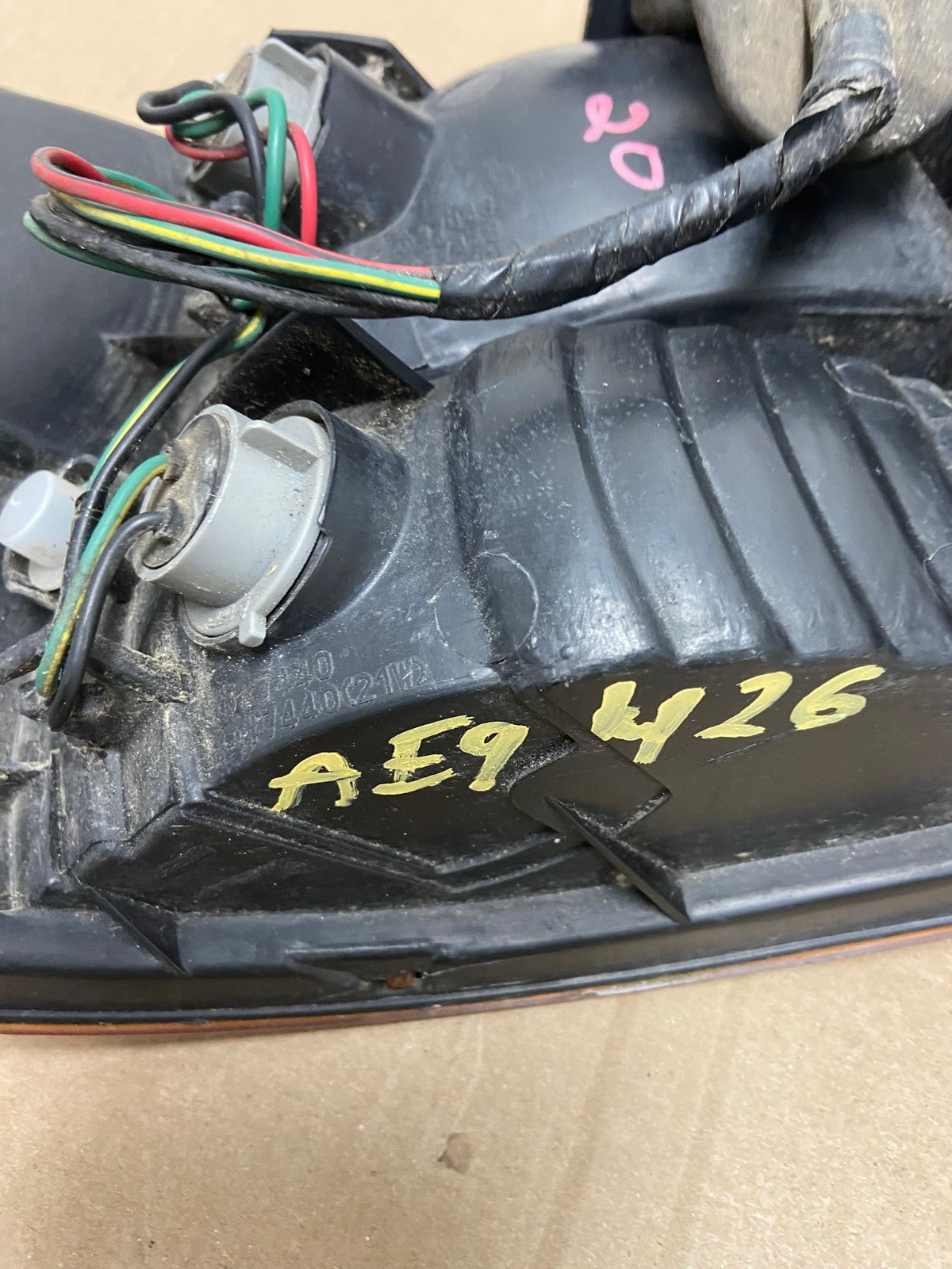 2002 2003 2004 Honda Odyssey Right Passenger Side Tail Light AE9426 LK6
