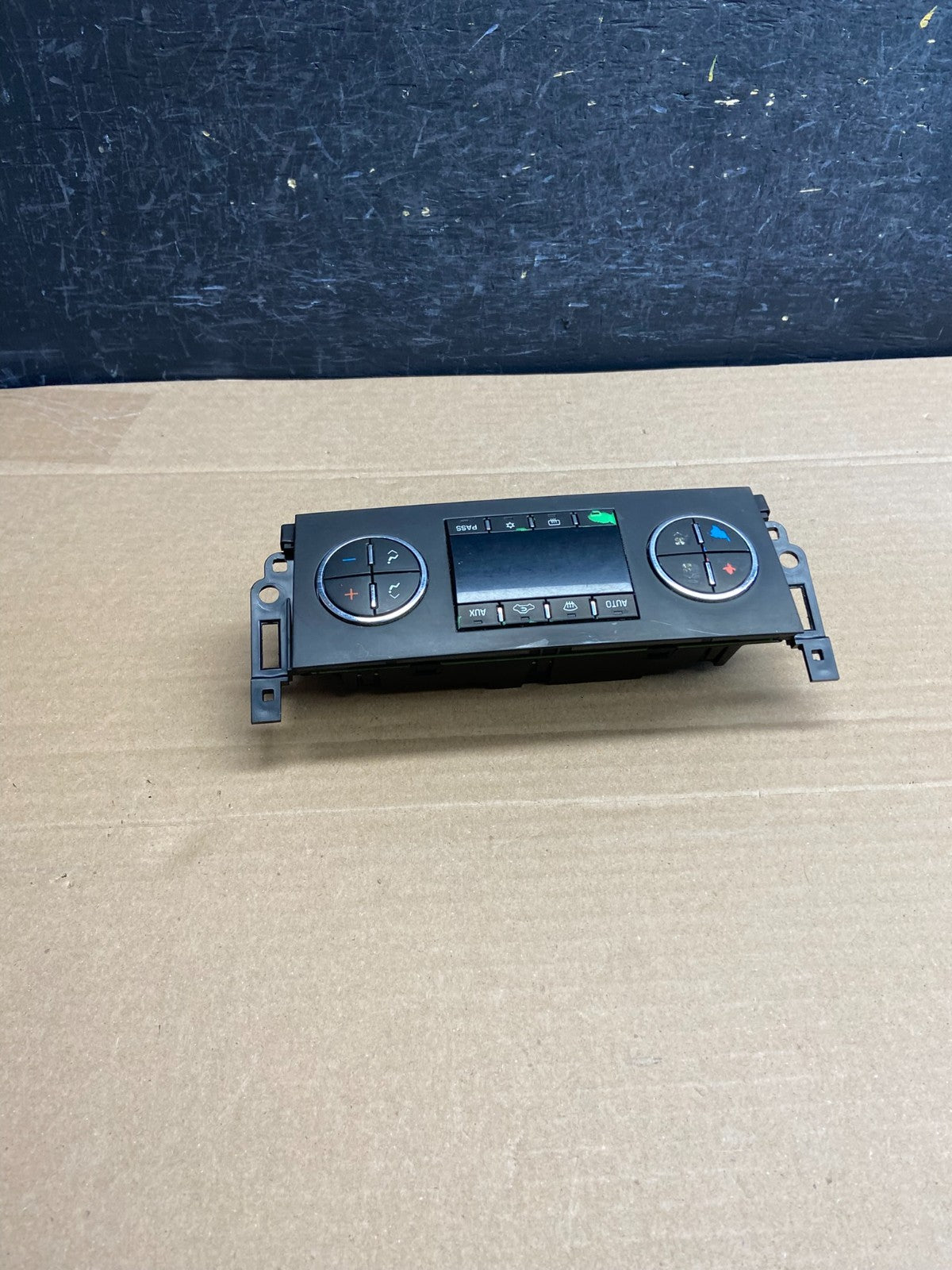 2007-2011 GMC Yukon Tahoe Automatic Climate Temperature Temp Control ag0462 DG3