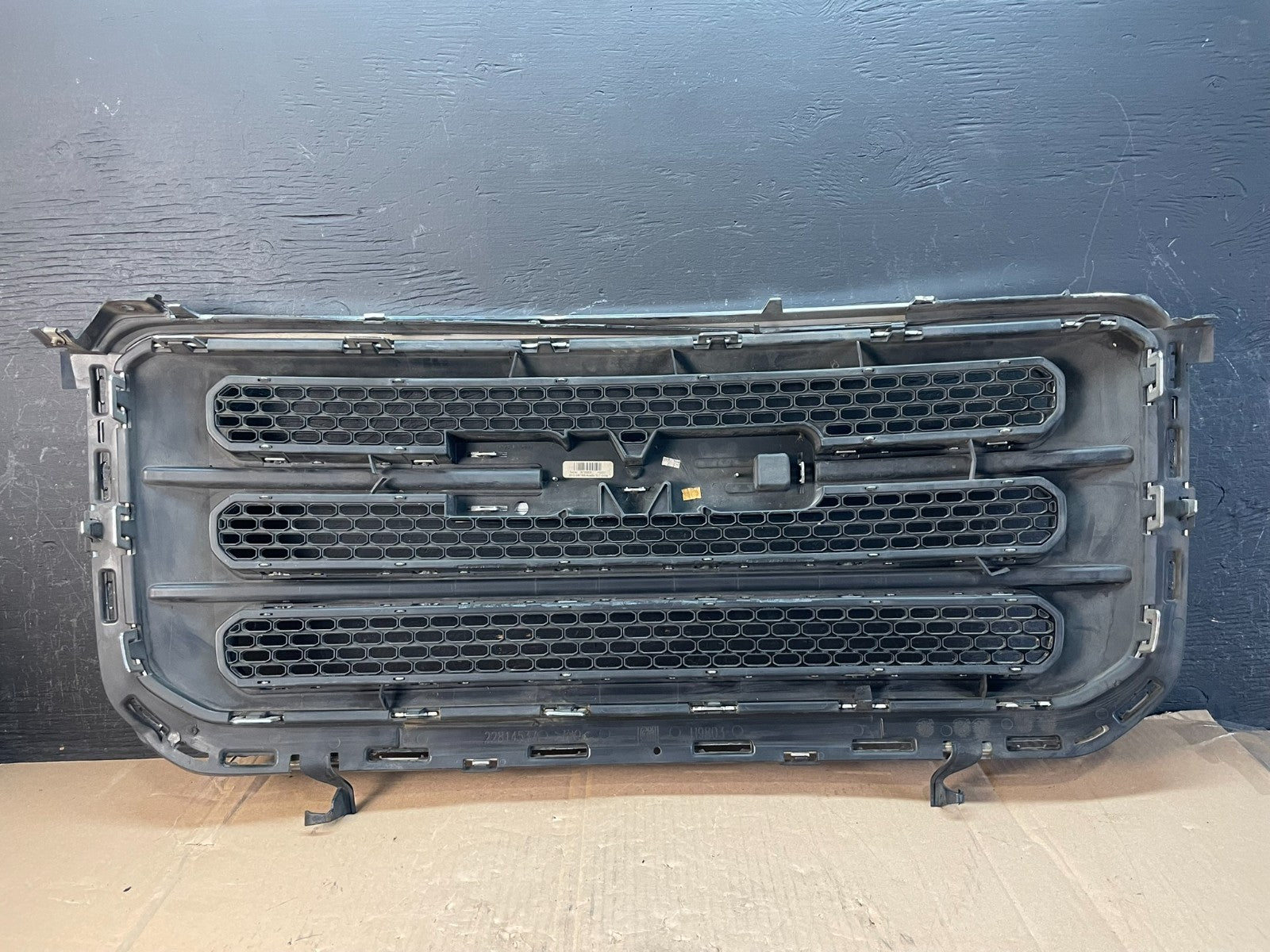 2013 2014 2015 GMC Acadia Front Upper Grill Grille AD8286 DG3
