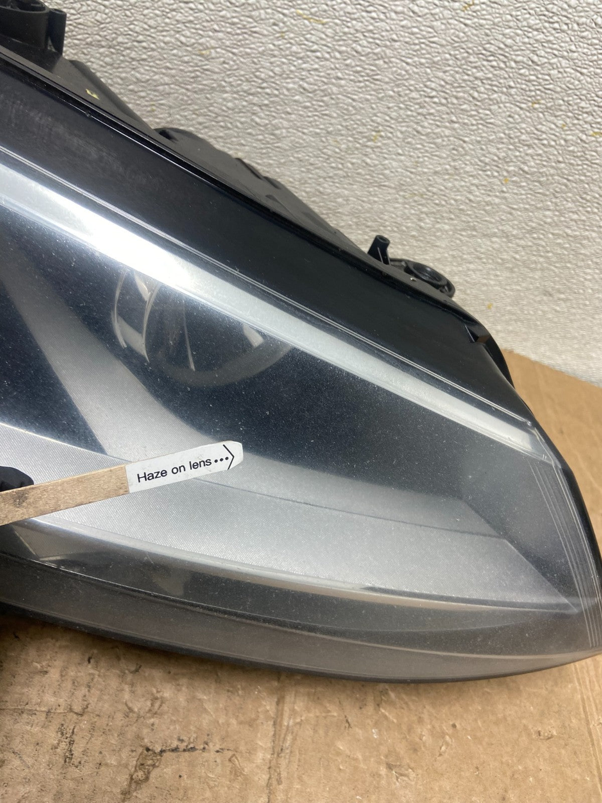 2011 to 2014 Volkswagen Jetta Right Passenger RH Headlight Halogen AA36093