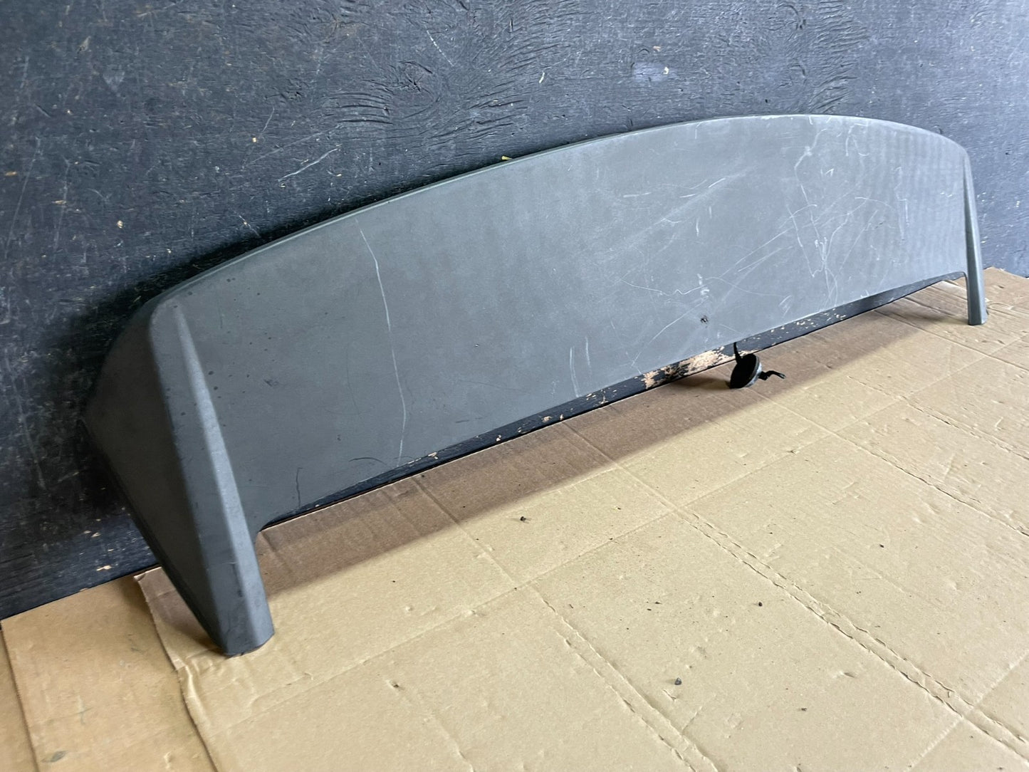 2007 to 2012 Dodge Caliber Rear Trunk Spoiler OEM aa8838 DG1