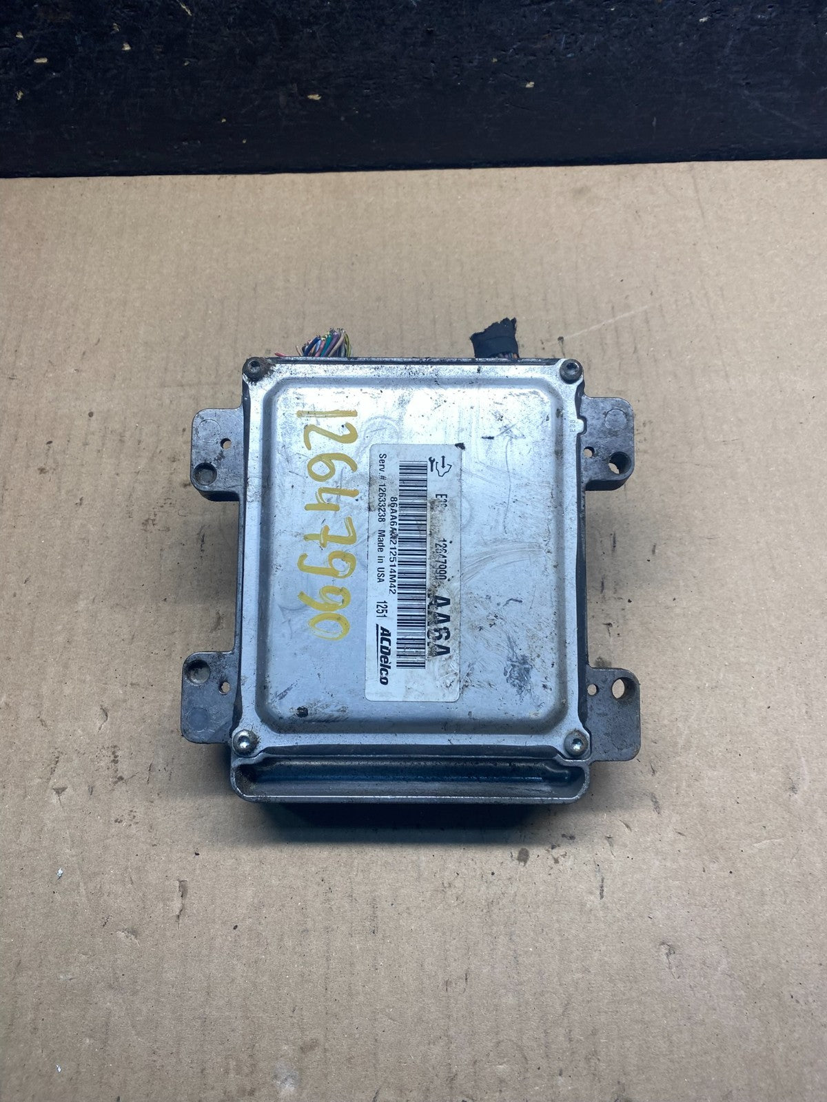 2010 - 2013 GMC Sierra 5.3L Engine Control Module ECM ECU ah1702 DG1