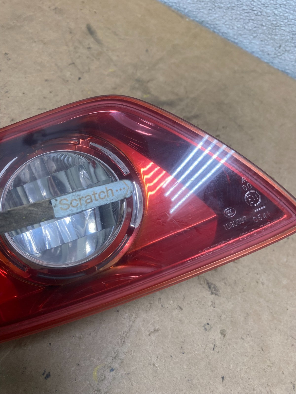 2003-2005 Infiniti FX35 FX45 Left Driver Lh Red Inner Tail Light OEM X5275 DW3