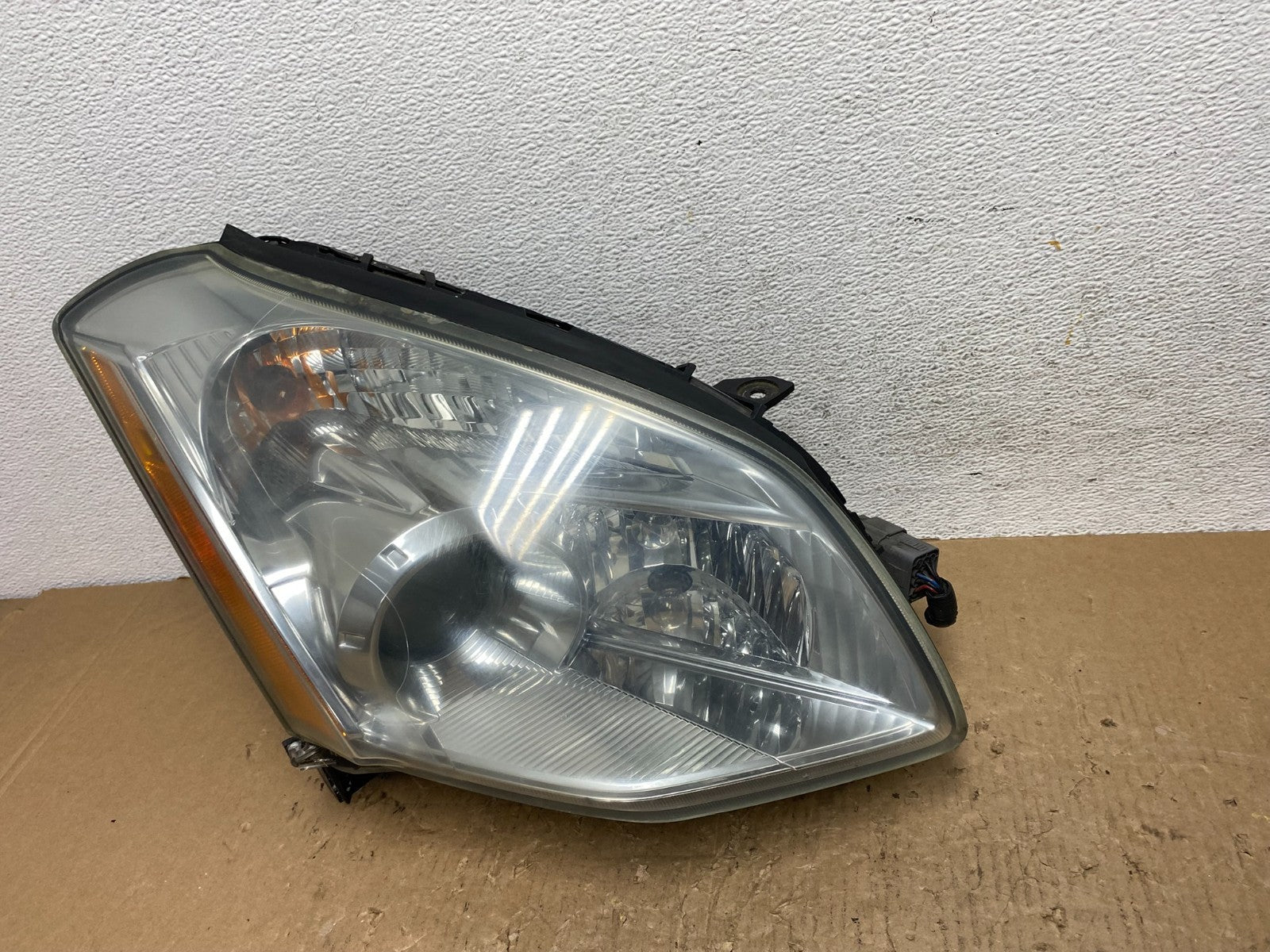 2007 2008 Nissan Maxima Right Passenger RH Headlight Xenon AD8834 DW1